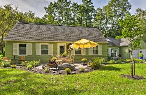 Pittsford Apartment | Pittsford ‘Trolley Home’ - Near Erie Canal!