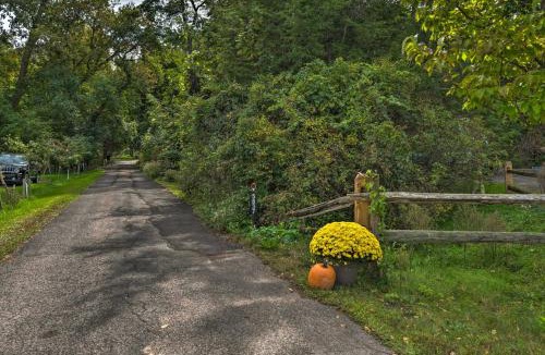 Pittsford Apartment | Pittsford ‘Trolley Home’ - Near Erie Canal!