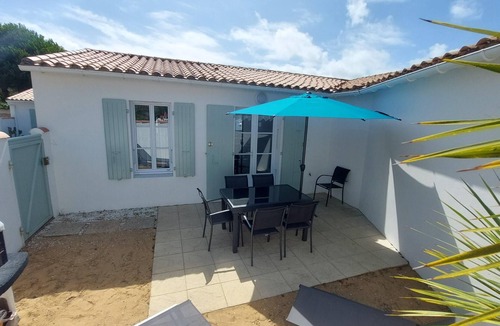 Le Bois-Plage-en-Re House | PIVOINE .