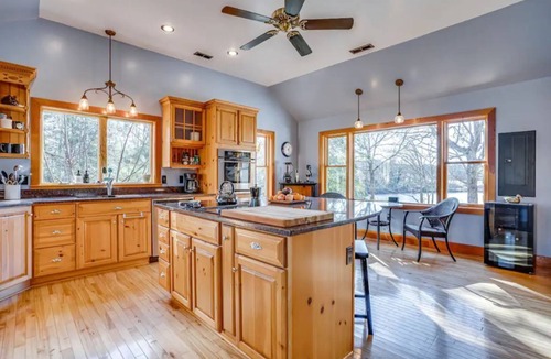 Ridge Cabin | Pizza Friday