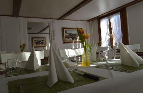 Walzenhausen House | Pizzeria-Pension Gambrinus