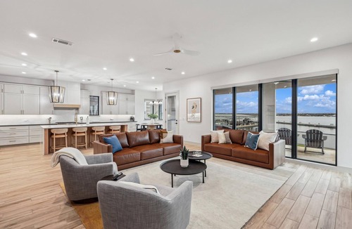 Graford House | PK Casa Azul | Brand new home! | Sleeps 12 w second living room