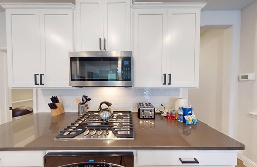 Plano House | PL088 – World Cup Stay - 30min to Toyota Base - Sleeps 6 - Free Parking