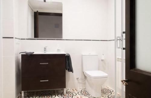 Banyoles Apartment | PLAÇA MAJOR 17 2n 1a