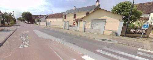 Tournus Apartment | Place Carnot