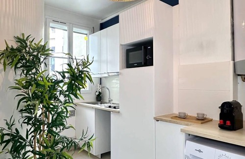 Butte-aux-Cailles Apartment | Place d’Italie unique Parisian flat