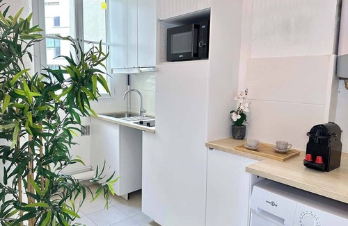 Butte-aux-Cailles Apartment | Place d’Italie unique Parisian flat