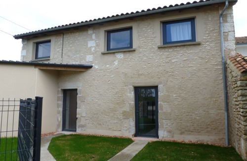 Poitiers House | "PLACE-DIT" Duplex 37m2 AIR-CONDITIONED-PARKING-GARDEN