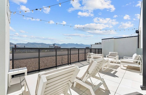 Rio Grande Apartment | Placemakr Salt Lake City
