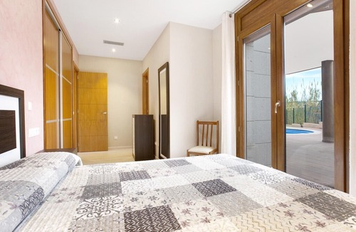 Lloret de Mar Villa | Places4stay Villa Paulina