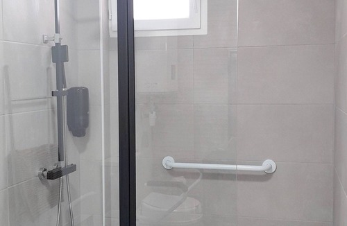 Cerbere Hotel | Plage à 50m – Chambre adaptée PMR
