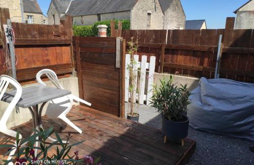 Saint-Come-de-Fresne House | Plage du Débarquement