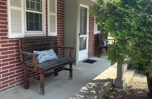 Franconia Hotel | Plain Kate's Inc