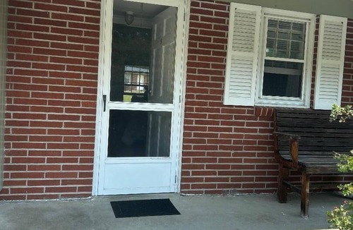 Franconia Hotel | Plain Kate's Inc