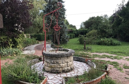 Bazancourt Bed & Breakfast | Plain Pied Dépendance Chez L'habitant