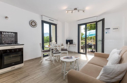 Champtercier Apartment | Plaines-Provence, gîte le Pic D'Oise