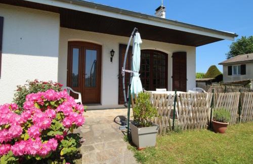 Bujaleuf House | Plaisance