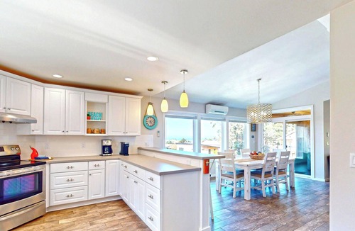 Tolovana Park House | PLAN SEA at Cannon Beach