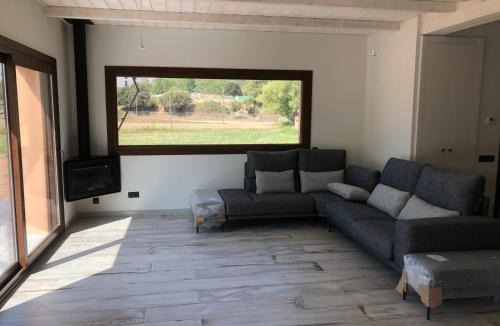 Talladell Villa | PLANA DE VIC house 2 nights ideal for 4 families