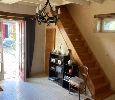 Savigne-lʼEveque Bed & Breakfast | Planchette