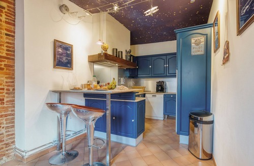 Arnaud Bernard Apartment | Planet 612 - Capitol view