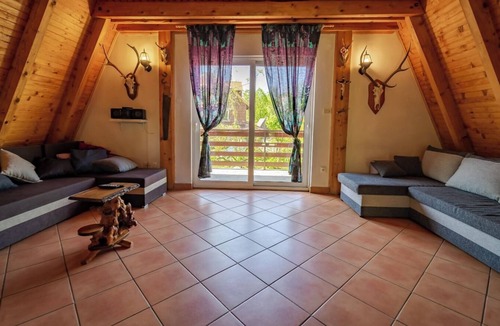 Fuzine House | Planinska kuća Dasović pruža mnoštvo sadržaja za djecu i odrasle.Pet friendly🐾