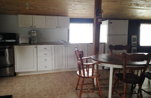 Gores Landing Cottage | Plank Road Cottages & Marina - 3 Bdrm - Rice Lake - Gore's Landing