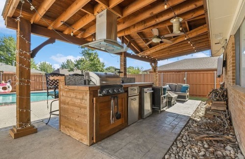 Cross Creek East House | Plano House close to Mckinney and Oak Point Park