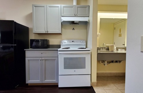 Plano Hotel | Plano Inn & Suites