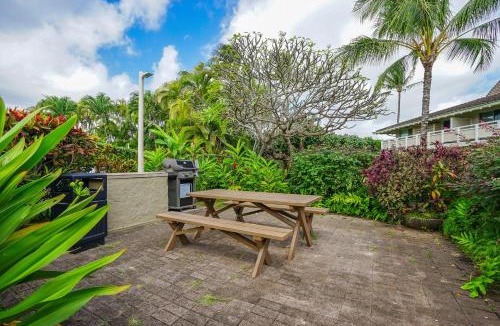 Wailua Apartment | Plantation Hale D10
