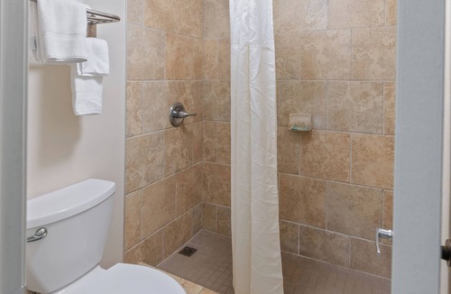 Houma Hotel | Plantation Inn of Houma
