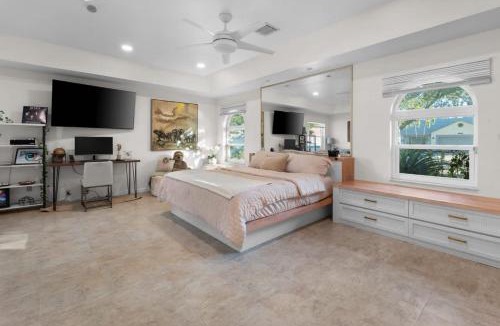 Plantation House | Plantation Pool Home with Hot Tub