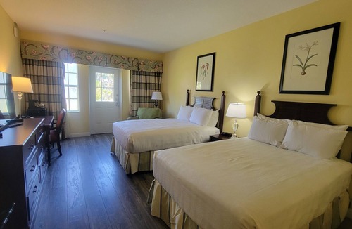 Crystal River Hotel | Plantation Resort on Crystal River