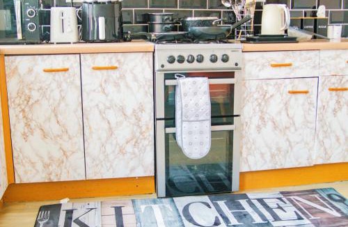 Beeston Apartment | plantinghope