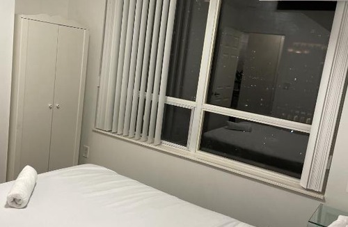 Downtown Mississauga Apartment | PlanURstay - City View Luxury Condo