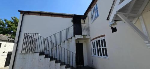 Mynydd Isa Apartment | Plas Bellin Apartments