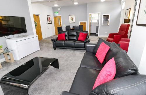 Saint Asaph House | Plas Coch