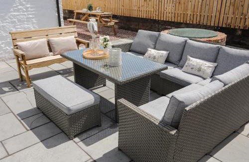 Saint Asaph House | Plas Coch