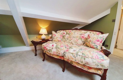 Bontnewydd House | Plas Dinas Country House