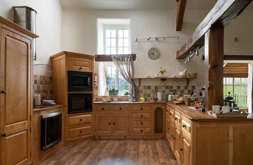 Llanrwst Cottage | Plas Iwrwg Granary Su