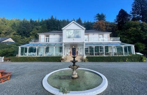Llanrwst Hotel | Plas Maenan