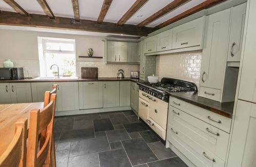 Groeslon Cottage | Plas Mawr