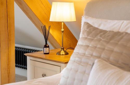 Montgomery Bed & Breakfast | Plas Robin