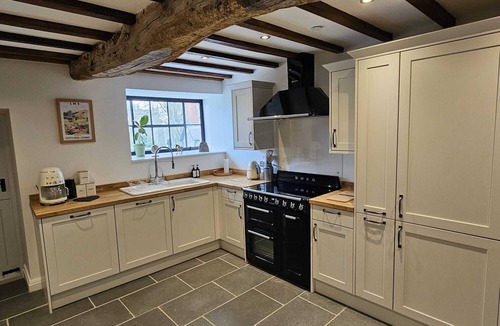 Cilcain House | Plas Yn Llan Barn - Exceptional Countryside Views