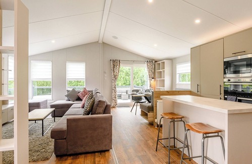 Mablethorpe Ski Chalet | Platinum 4 berth Lodge (Pet)