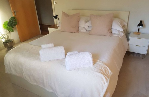 Reading Apartment | Platinum Apartments by Select SA