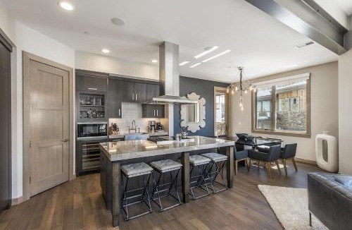Deer Valley Apartment | Platinum Four Bedroom Suite