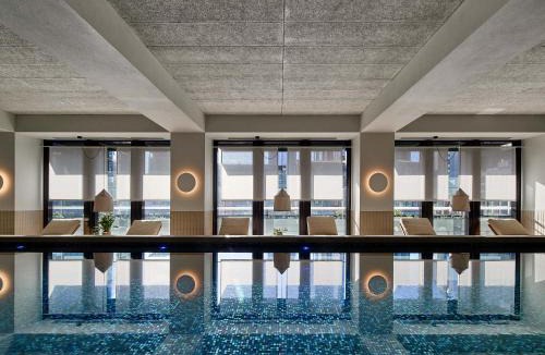 Docklands Apartment | Platinum Luxury Stays at Aston