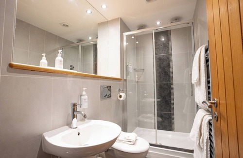 Kirkby Lonsdale Bed & Breakfast | Plato's