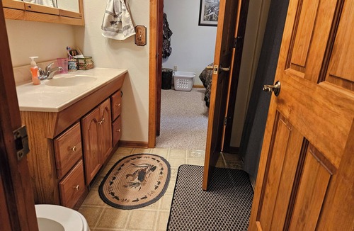 Merrick County Cabin | Platte River Lodge Retreat and Relaxation!